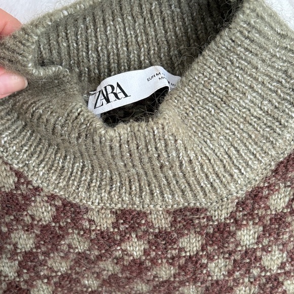 Zara Olive and Maroon Knit Sweater - Picture 2 of 5